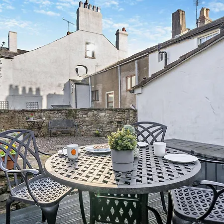 2 Bed In Sz123 Holiday home *
